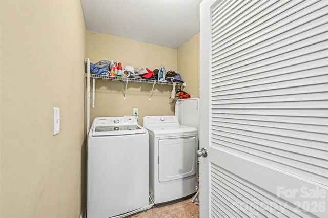 10812 Clark Street, Davidson, NC 28036