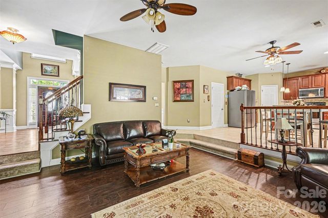 10812 Clark Street, Davidson, NC 28036