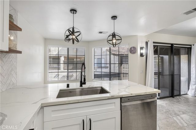 11 Wildflower Pl, Pomona, CA 91766