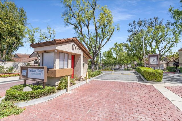11 Wildflower Pl, Pomona, CA 91766
