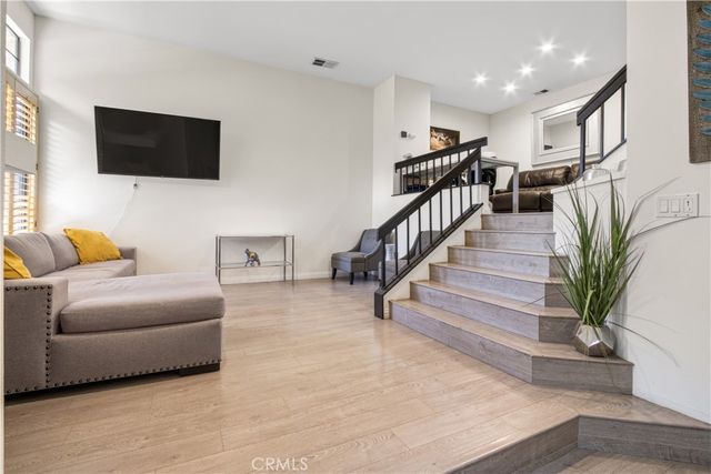 11 Wildflower Pl, Pomona, CA 91766