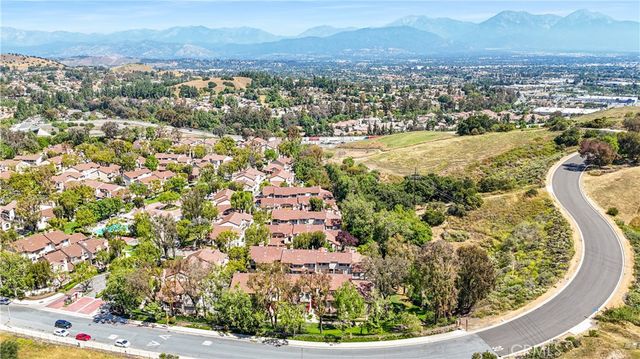 11 Wildflower Pl, Pomona, CA 91766