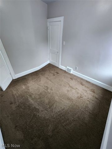 2200 W 104th Street Upper Unit, Cleveland, OH 44102