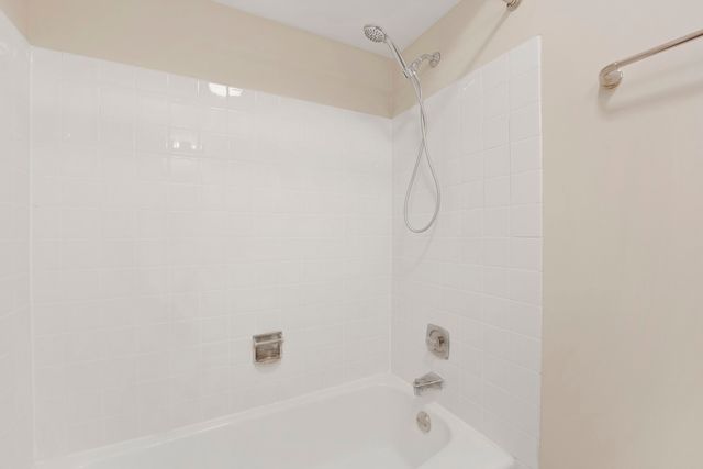 1145 Pleasant Run Drive 609, Wheeling, IL 60090