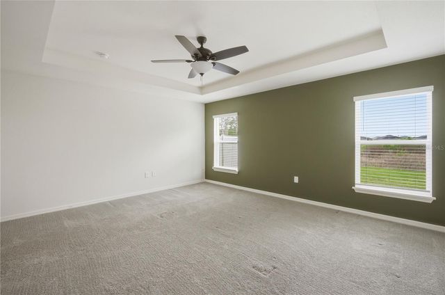 7100 TWISTING PINES LOOP, Zephyrhills, FL 33541