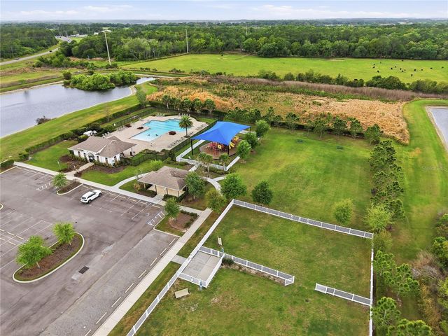 7100 TWISTING PINES LOOP, Zephyrhills, FL 33541