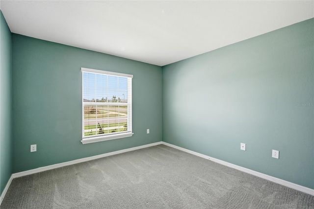 7100 TWISTING PINES LOOP, Zephyrhills, FL 33541