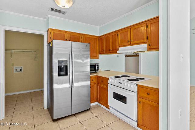 5316 Culeoka Drive, Ocean Springs, MS 39564