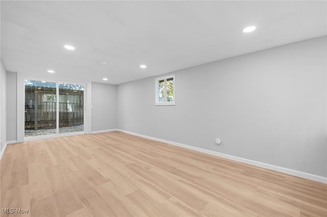 484 Shorefield Drive, Chippewa Lake, OH 44215