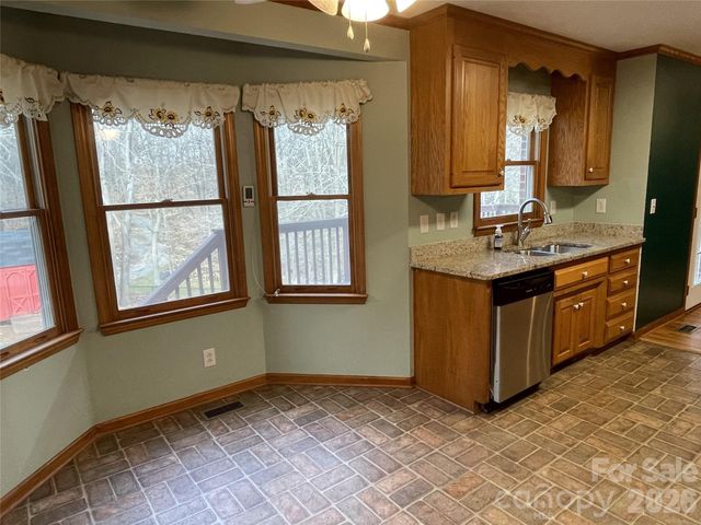 138 Walking Horse Run, Stanley, NC 28164