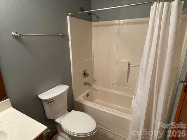 138 Walking Horse Run, Stanley, NC 28164