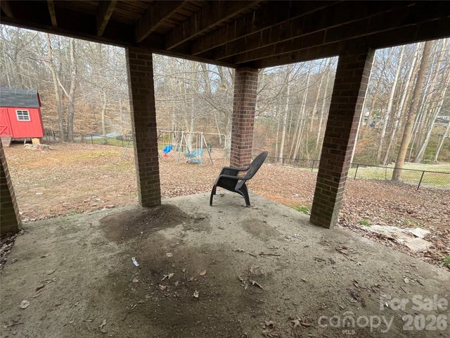 138 Walking Horse Run, Stanley, NC 28164