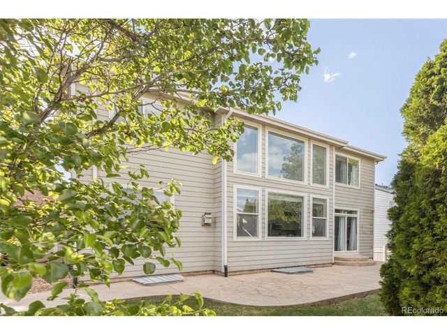 10212 Falcon St, Longmont, CO 80504