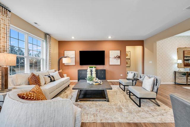 3816 Meadowridge Road, Woodstock, IL 60098