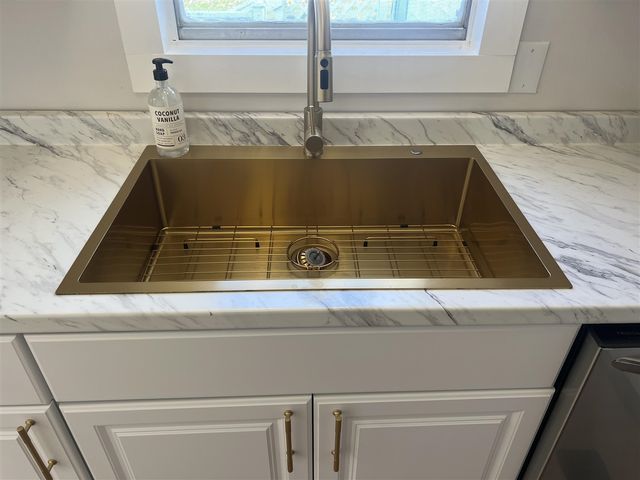 231 Smith Street, Sheridan, MI 48884