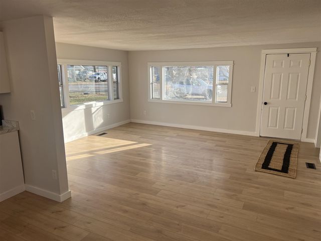 231 Smith Street, Sheridan, MI 48884