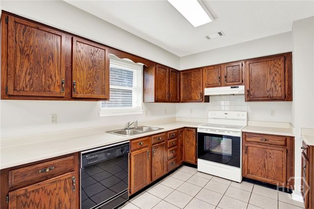 109 Country Lane, Pooler, GA 31322