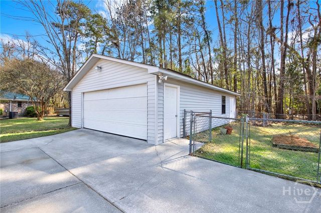 109 Country Lane, Pooler, GA 31322