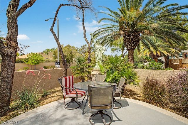 109 Weatherwood Court, Henderson, NV 89074