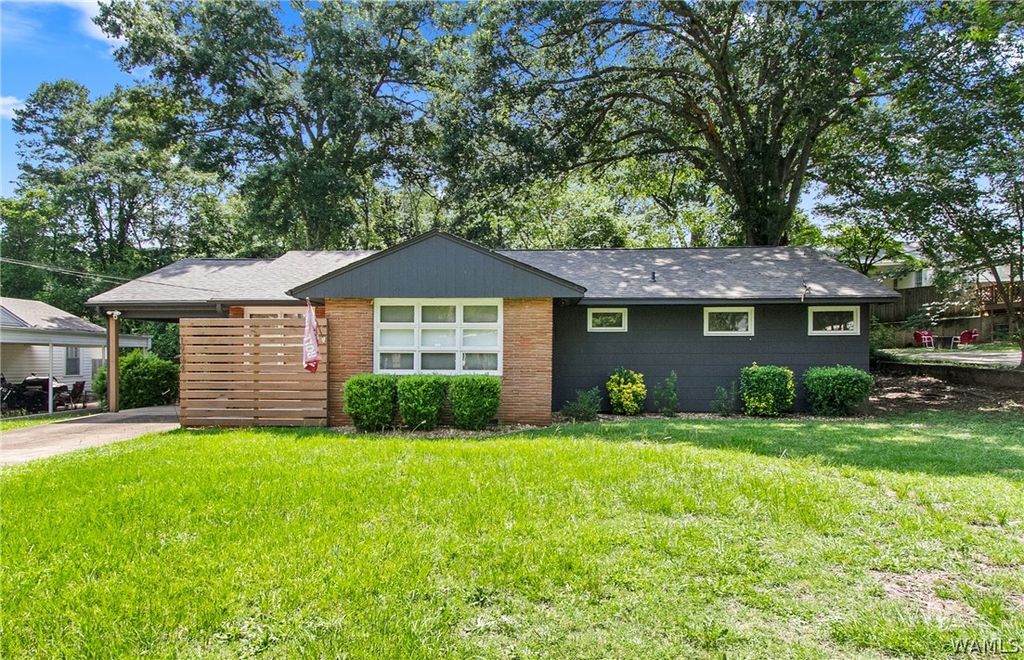 1904 22nd, Northport, AL 35476