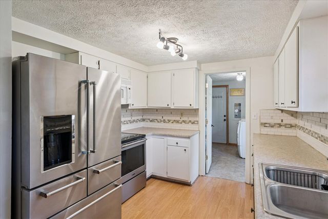 138 Knoll Drive, Battle Creek, MI 49017