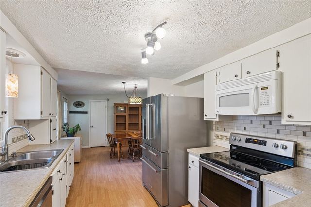 138 Knoll Drive, Battle Creek, MI 49017