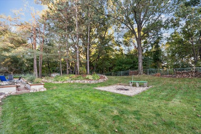 138 Knoll Drive, Battle Creek, MI 49017