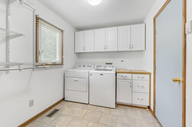 4554 Coolbrook Drive, Hilliard, OH 43026