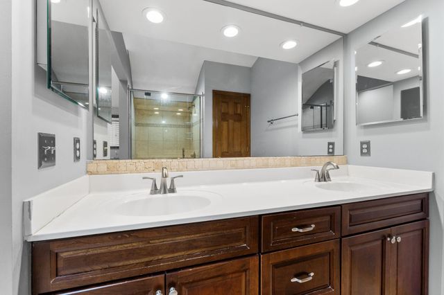 4554 Coolbrook Drive, Hilliard, OH 43026