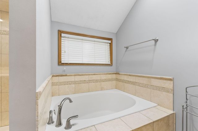 4554 Coolbrook Drive, Hilliard, OH 43026