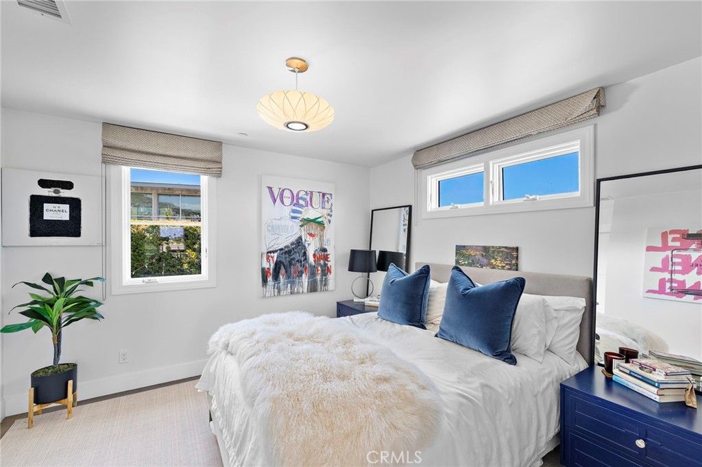 Image 30 of property listing at 1680 Louise, Laguna Beach, CA 92651