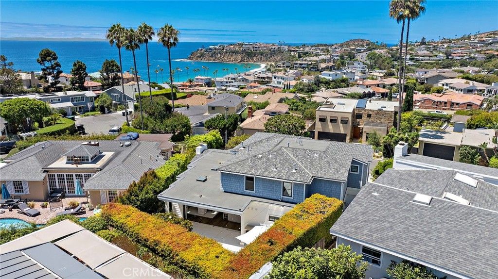 Image 4 of property listing at 1680 Louise, Laguna Beach, CA 92651