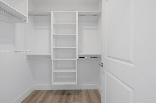 101 Diplomat Pkwy 2009, Hallandale Beach, FL 33009