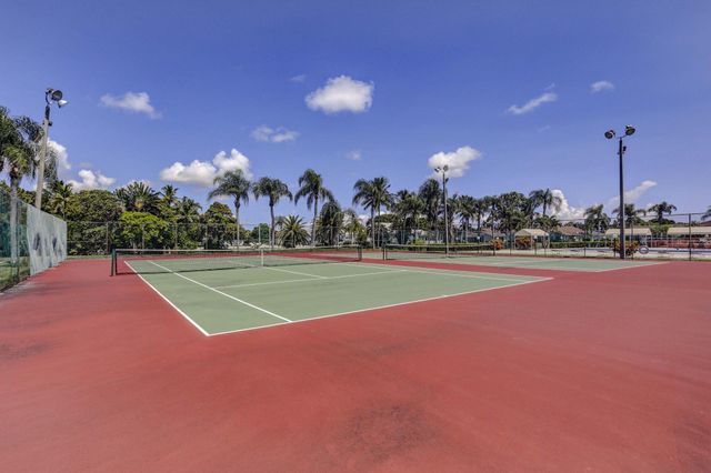 4289 Willow Pond Circle, West Palm Beach, FL 33417