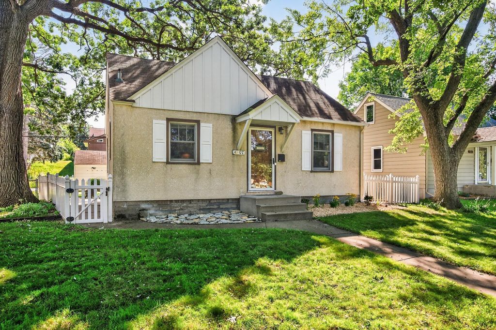 4507 5th Street NE, Columbia Heights, MN 55421