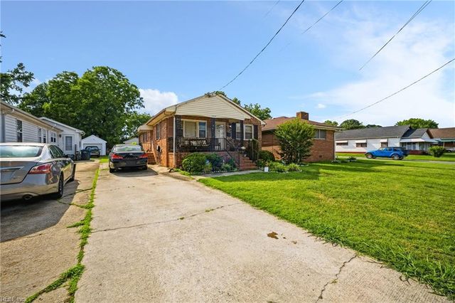 203 Maple ST, Suffolk, VA 23434