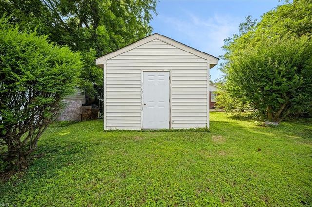 203 Maple ST, Suffolk, VA 23434