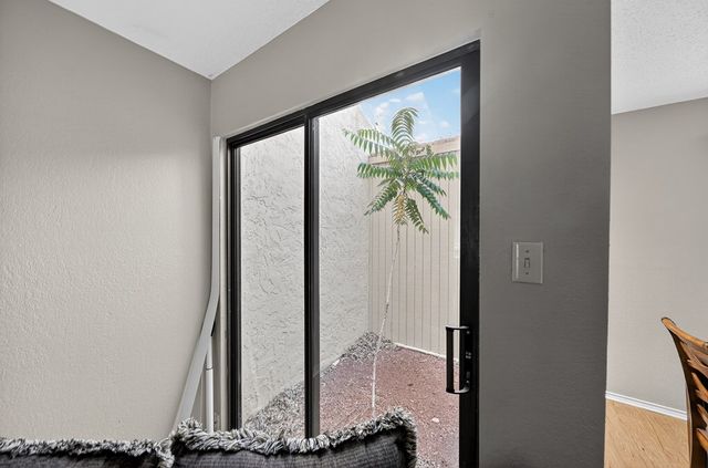 1200 W Scharbauer Dr, Midland, TX 79705