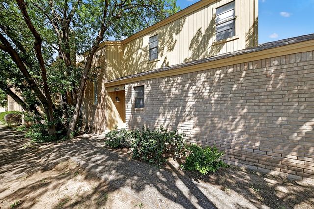 1200 W Scharbauer Dr, Midland, TX 79705