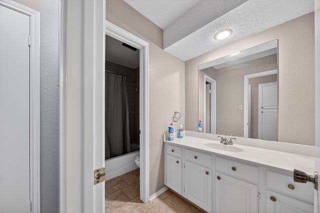 1200 W Scharbauer Dr, Midland, TX 79705