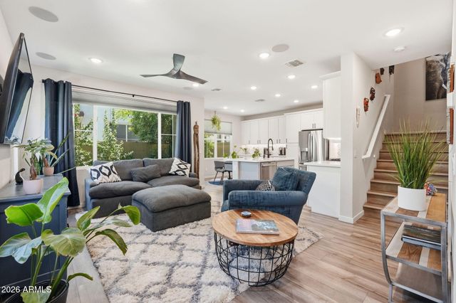 2757 S COMANCHE Drive, Chandler, AZ 85286