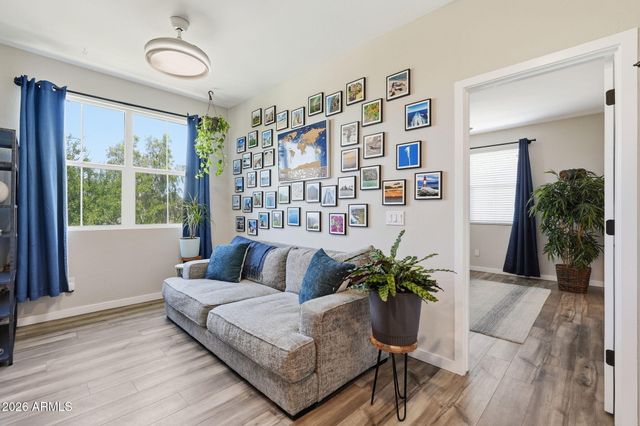 2757 S COMANCHE Drive, Chandler, AZ 85286