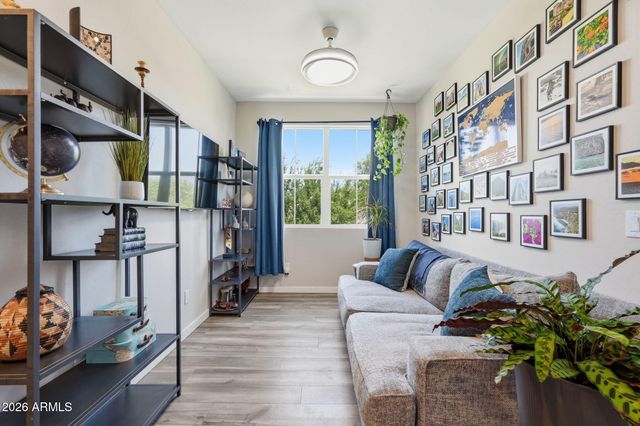 2757 S COMANCHE Drive, Chandler, AZ 85286