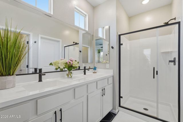 2757 S COMANCHE Drive, Chandler, AZ 85286
