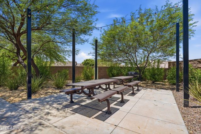2757 S COMANCHE Drive, Chandler, AZ 85286