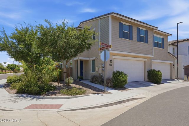 2757 S COMANCHE Drive, Chandler, AZ 85286