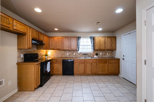 2424 Whispering Pine Road, Little Rock, AR 72210