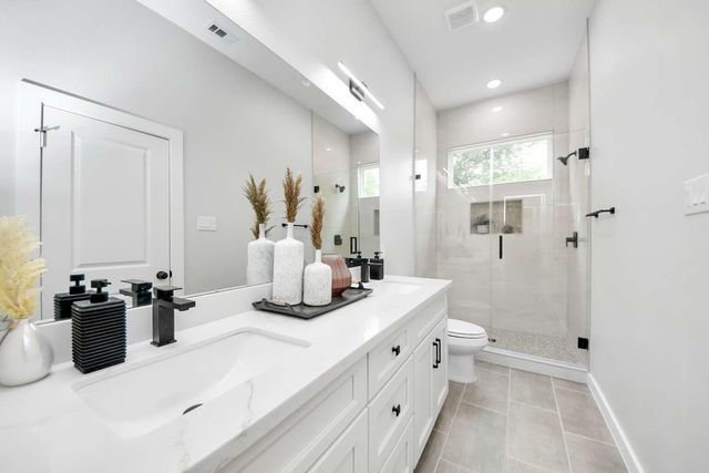7906 Gladstone Street, Houston, TX 77051