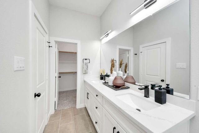7906 Gladstone Street, Houston, TX 77051