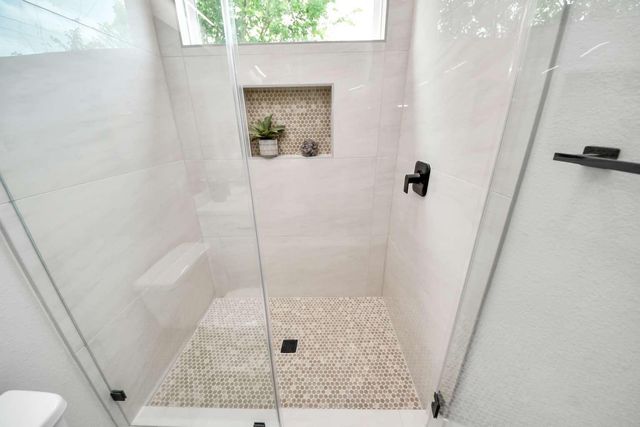 7906 Gladstone Street, Houston, TX 77051